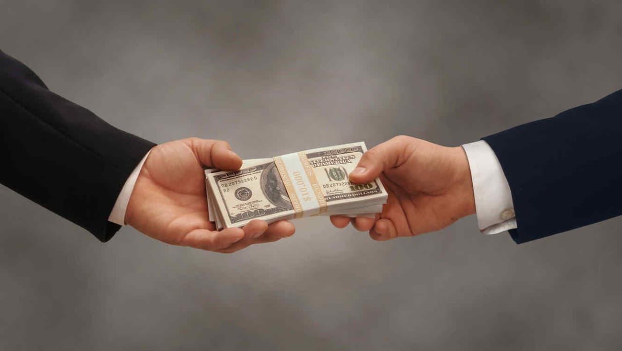 신용대출 관련 다양한 광고 정보를 제공하는 Loan24